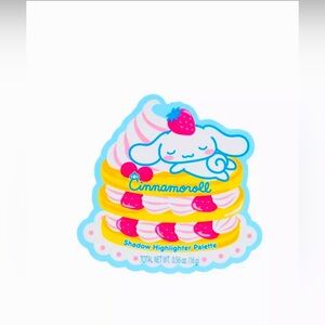 Cinnamoroll Sweet Eyeshadow & Highlighter Makeup Palette